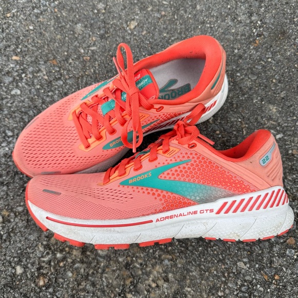 Brooks Adrenaline GTS 22 Shoes Womens 8 Coral Pink Running Walking Gym Sneakers - Picture 4 of 8